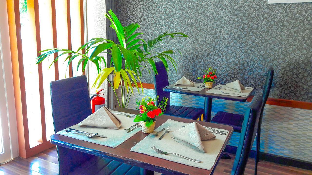 Seasunbeach Hotel Maldives Hulhumale Bagian luar foto