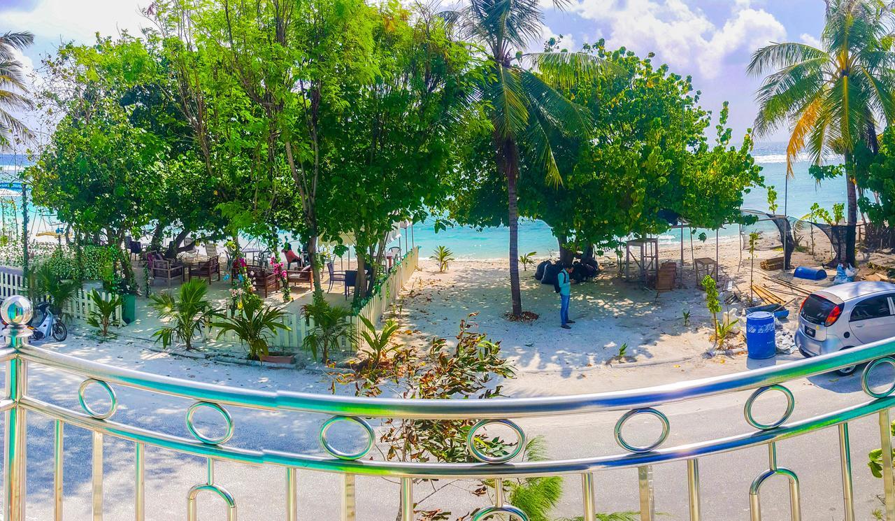 Seasunbeach Hotel Maldives Hulhumale Bagian luar foto