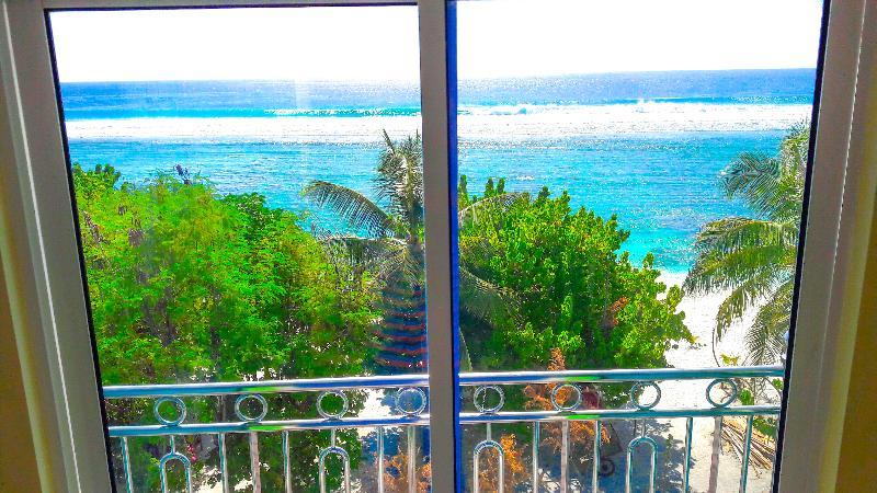 Seasunbeach Hotel Maldives Hulhumale Bagian luar foto